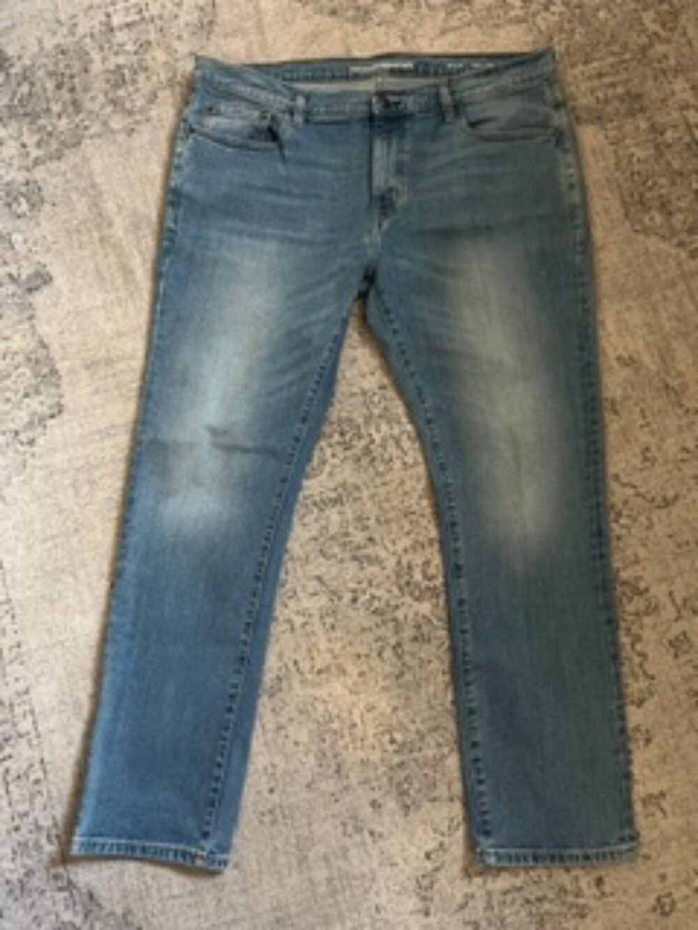 🧡3/$15 amazon essentials Medium Wash Blue Denim Jeans 38x29